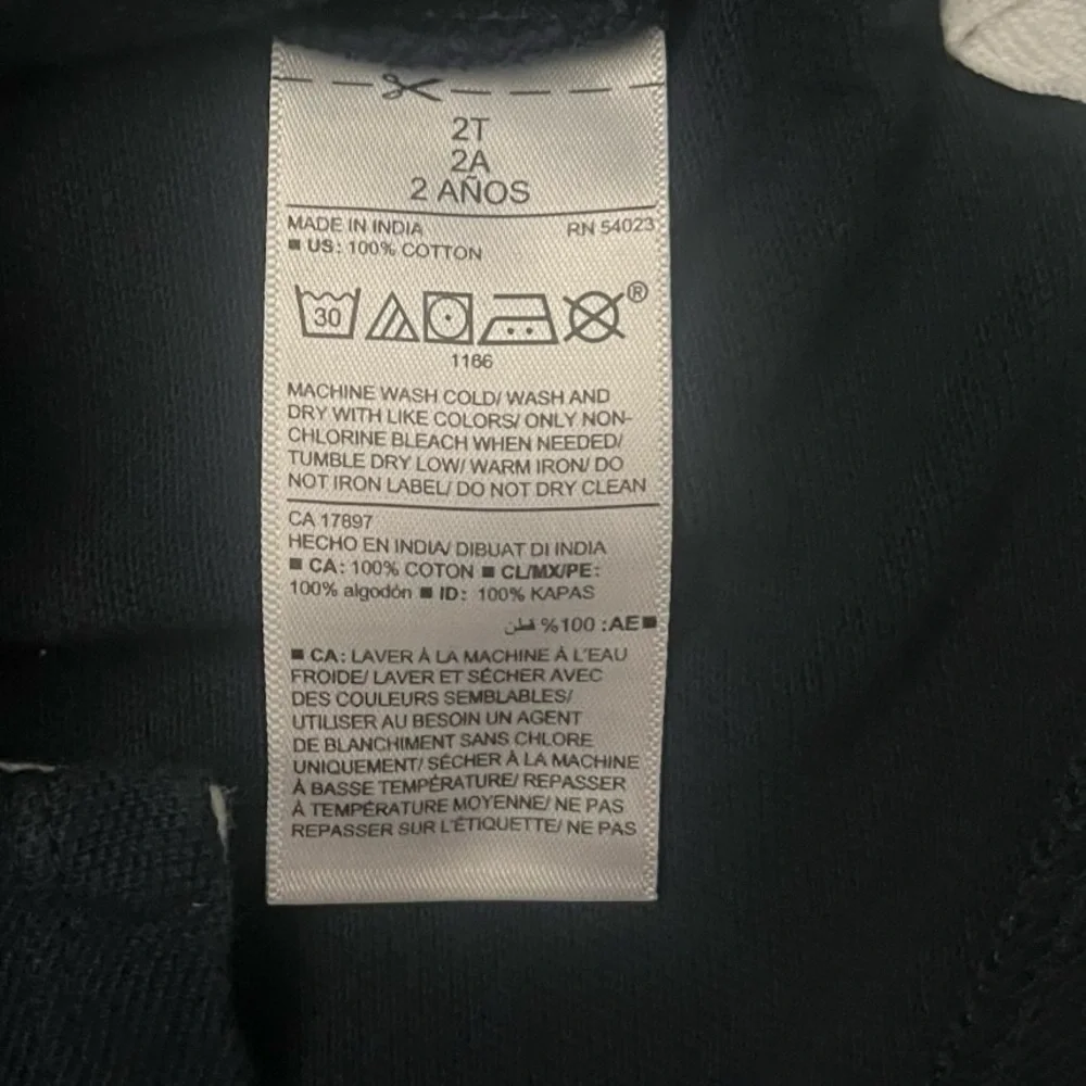 Old Navy casual polo shirt boys 2T navy blue collar ends in buttons short sleeve